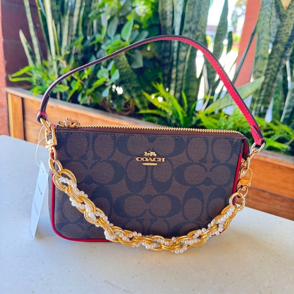 coach Nolita 19 In Signature Canvas c3308 with Pearl extender - Picture 1 of 6